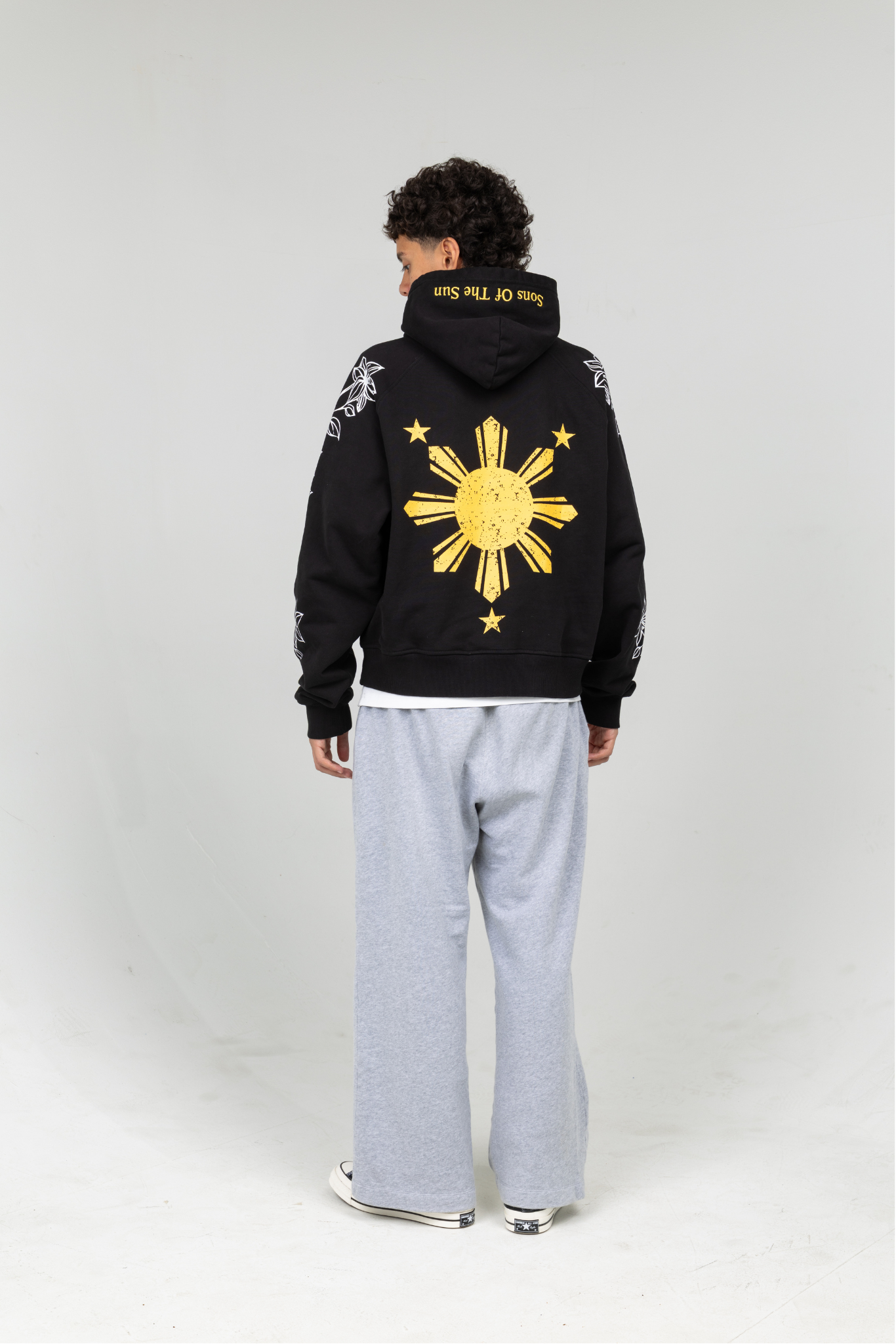 "Rooted" Filipino hoodie-Black
